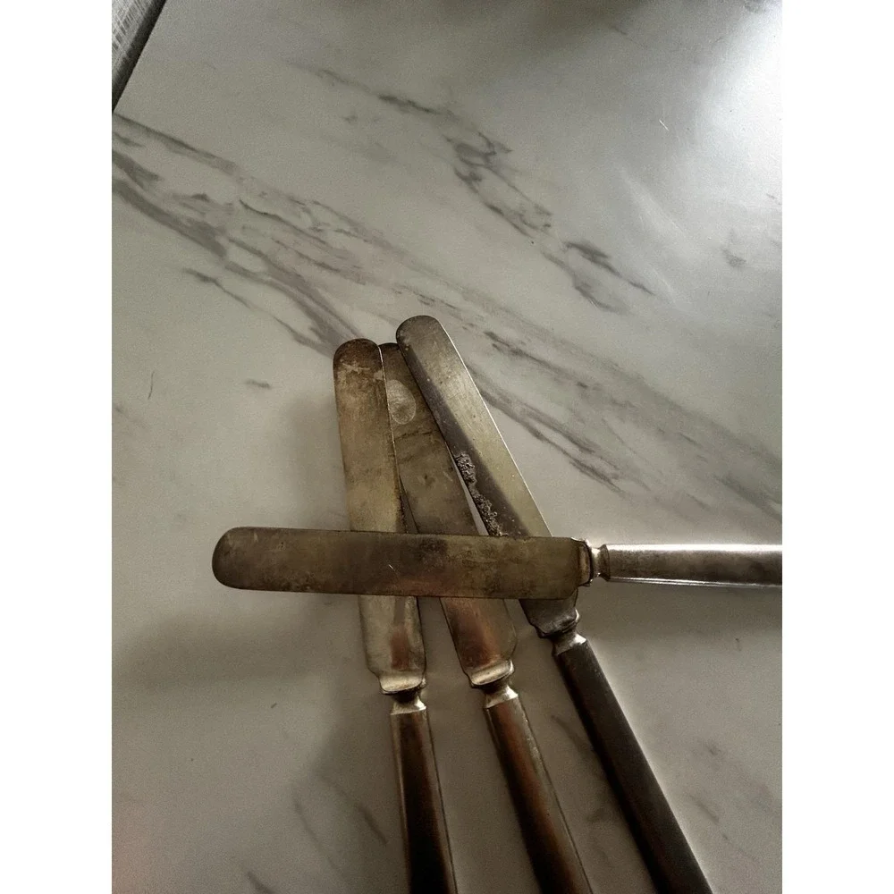 Antique 1847 Rogers Bros Warranted 12 DWT Silverplate Knives Lot of 4 BxA